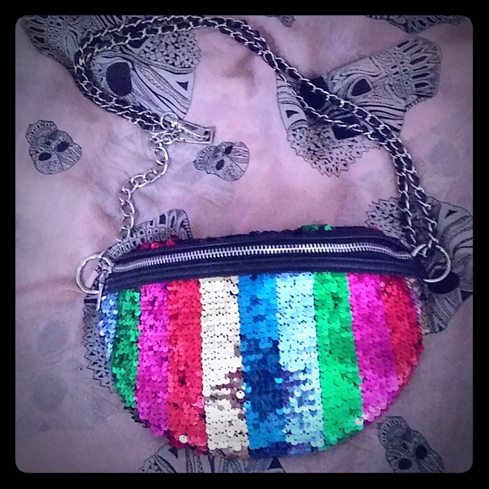 Steve Madden. Fanny bag